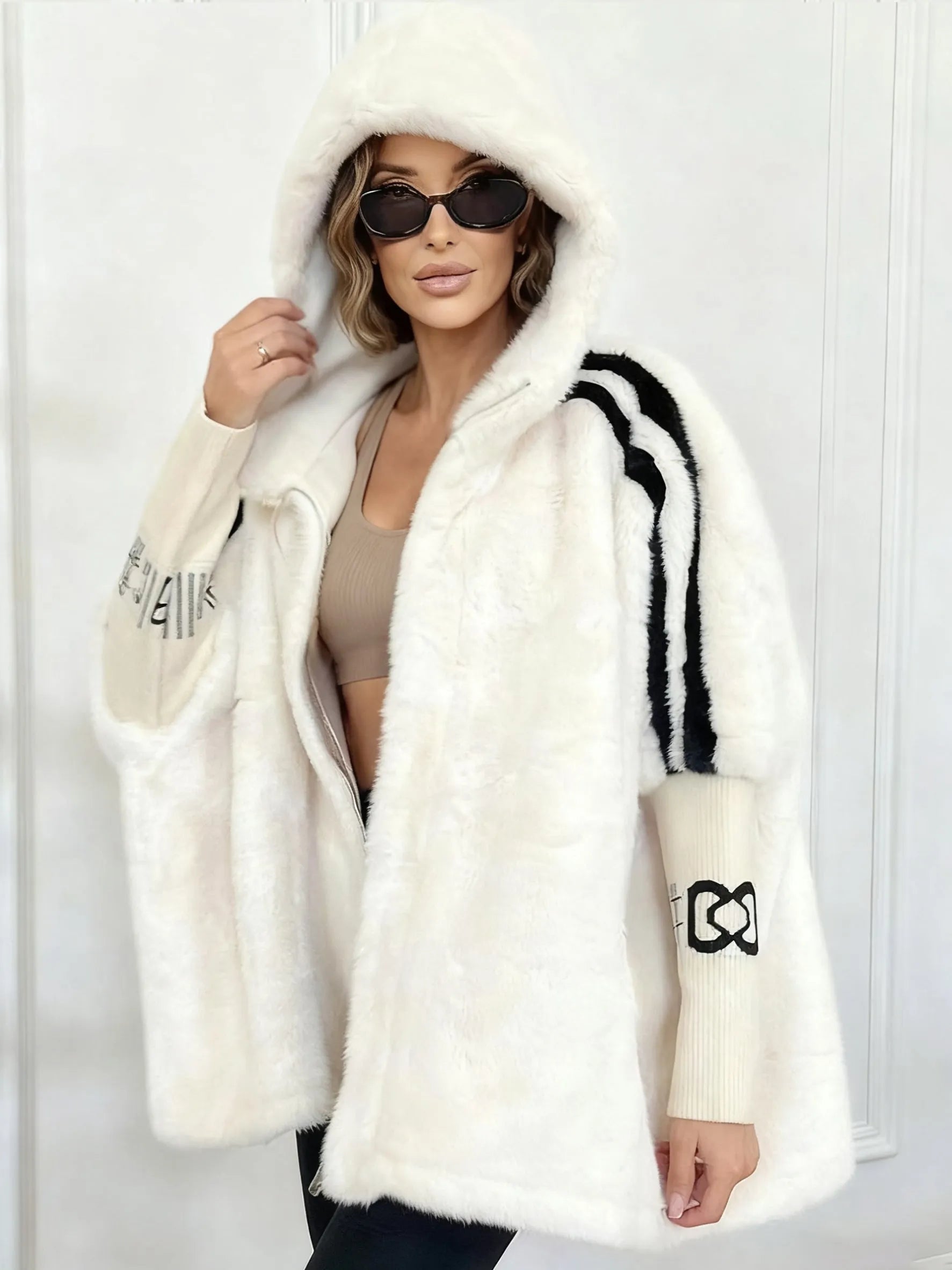 Carre | Chaqueta de pelo con capucha