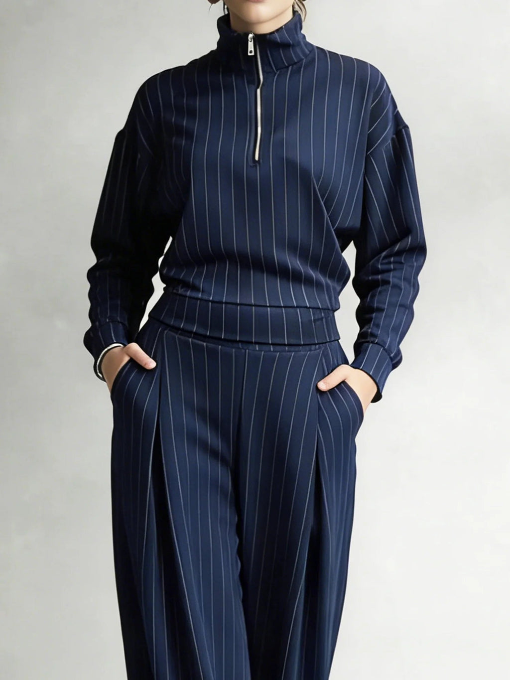 Lucía · Conjunto Rayas Cuello Alto con Cremallera