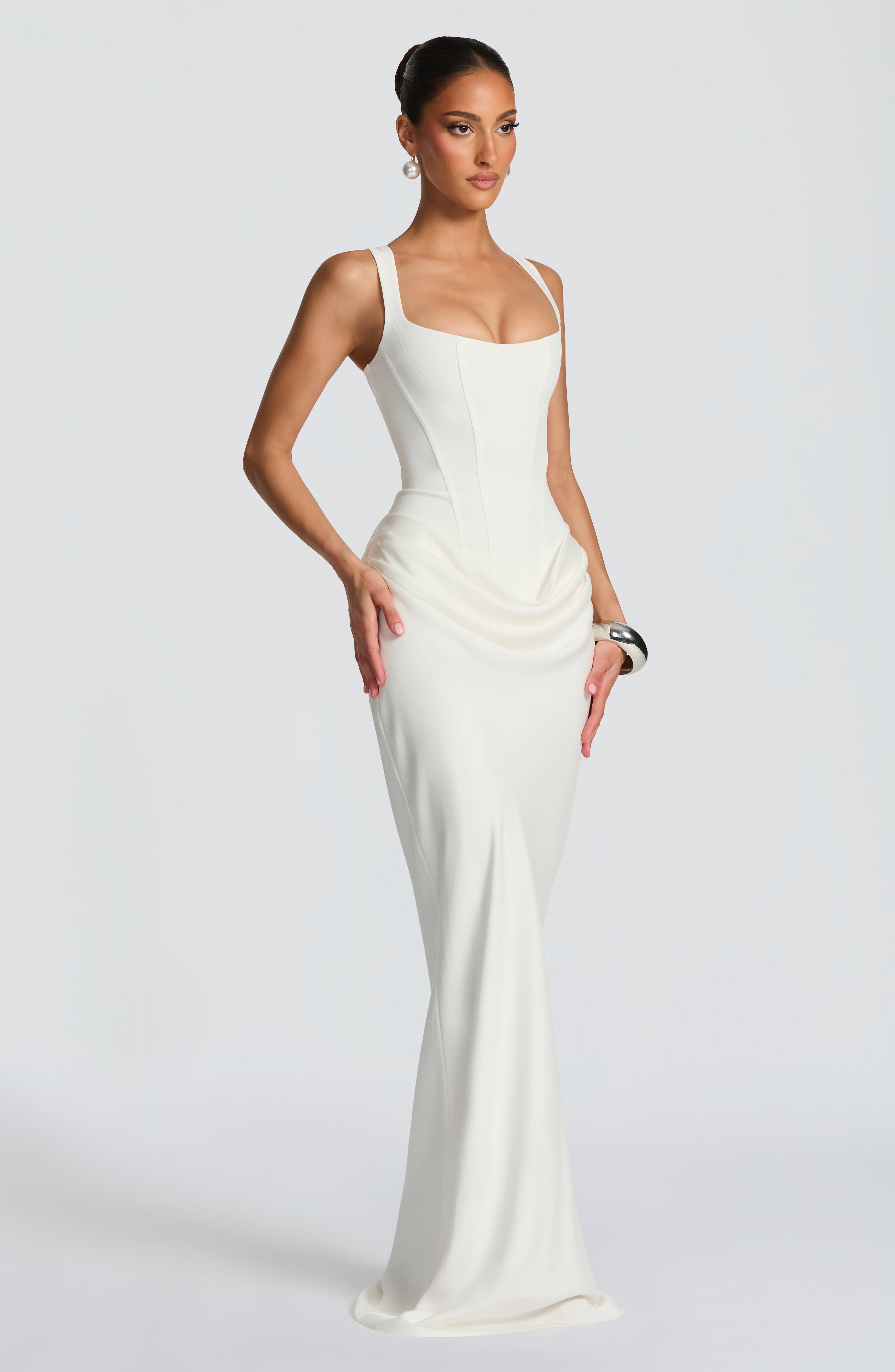 Elisa™ | Vestido premium estructurado con falda satinada