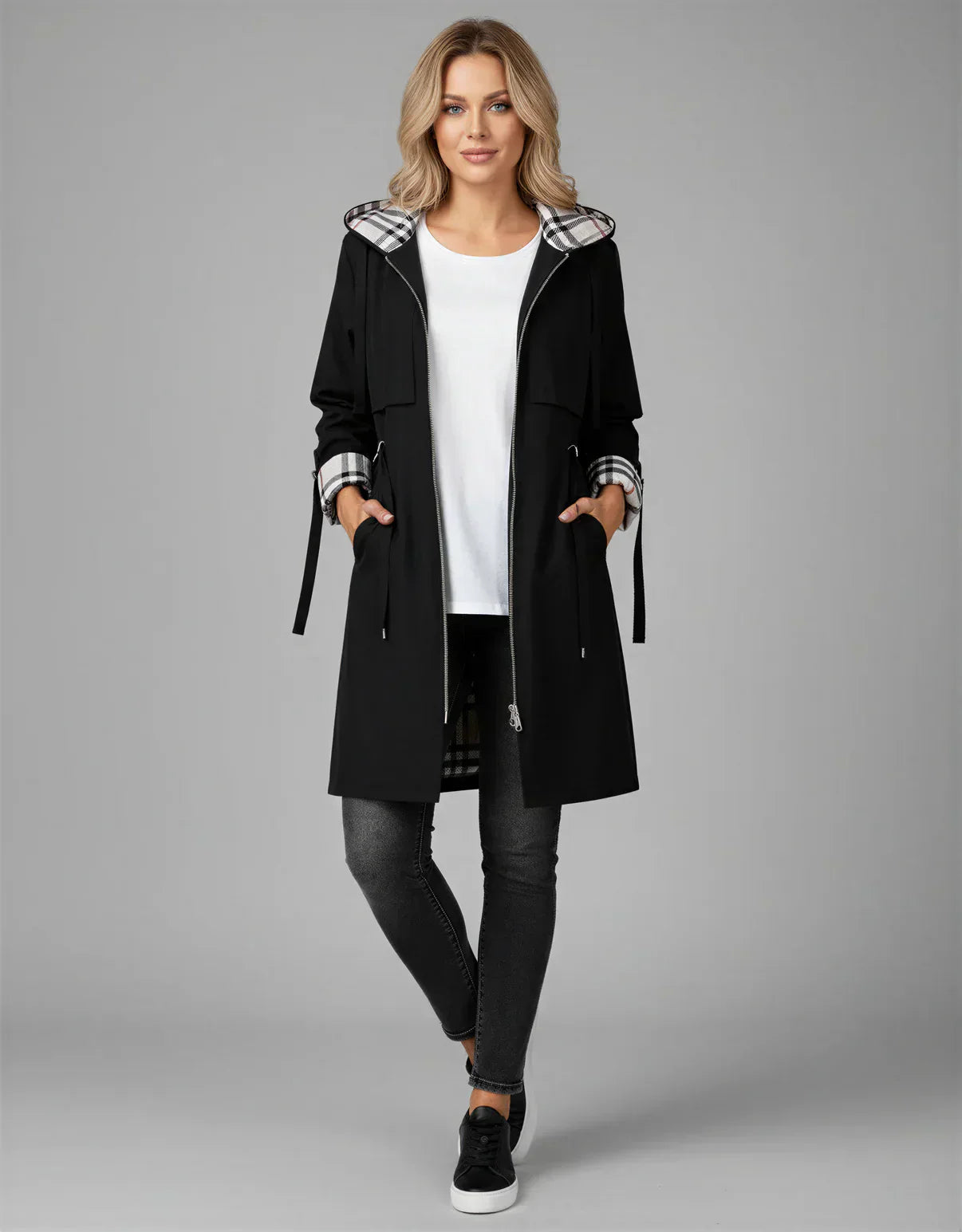 ORLA | Chaqueta Impermeable y Cortaviento Resistente a la Intemperie