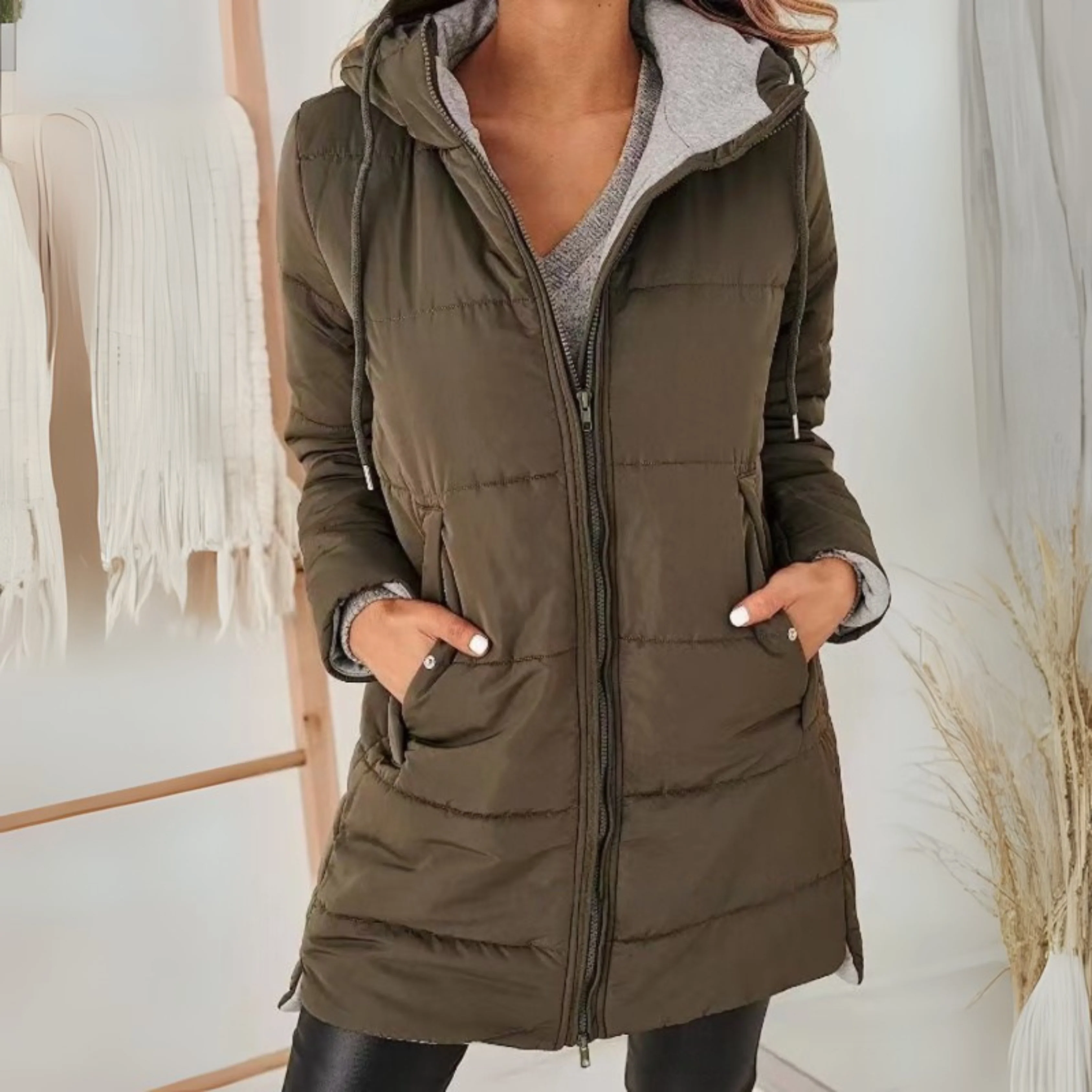 Marcelline | Chaqueta de invierno ligera con capucha